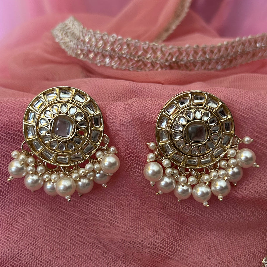 ANANYA Royal Kundan Choker Set with Matching Earrings – Gold Finish | PEARLS EMBELLISHED | BOLLYWOOD STYLE