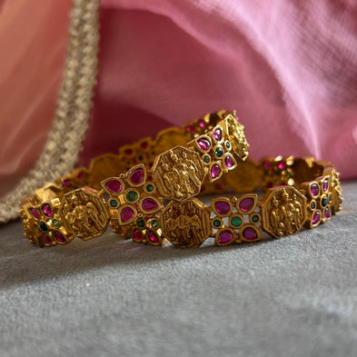 SITA Temple JEWELLERY Gold-Plated Bangle with Ram-Sita Motif – Red & Green Stone Design